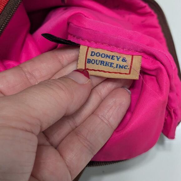 Vintage Dooney and Bourke Nylon Clutch Wristlet Pouch Tan Embroidered Duck Red - Picture 5 of 6